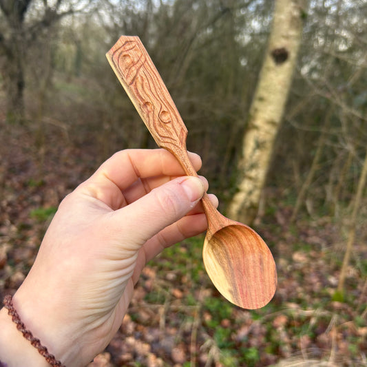 ~ Curve ~ Plum Wood ~ Eating Spoon